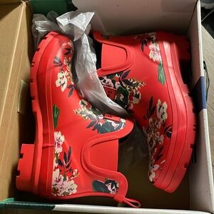 Size 8 joules rain boots